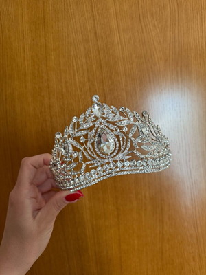 Bridal tiara silver plated with rhinestones new, very impressive