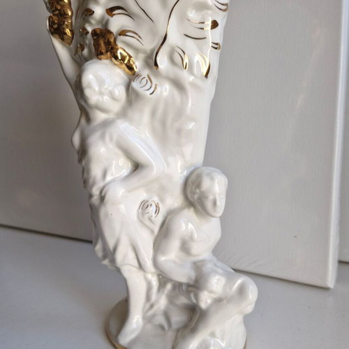 Porcelain vase Made in Italy like new