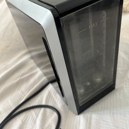 Coffee maker like new, slightly used