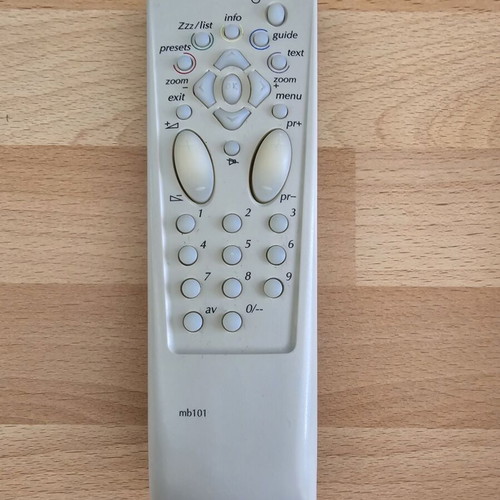 Thomson TV remote control MB101 used