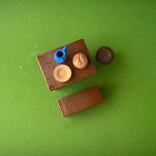 Playmobil table bench stool bread jug plate set like new