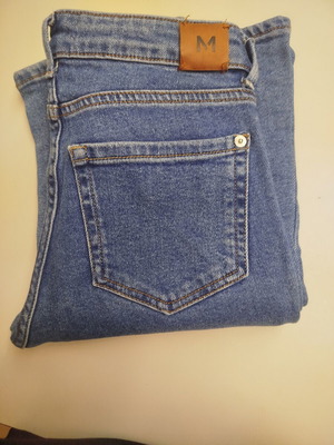 Mango flare jeans like new, size S 36 8, blue