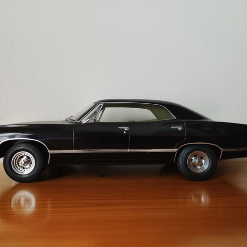 Supernatural 1967 Chevrolet Impala Sport Sedan diecast 1:18 scale model by Greenlight