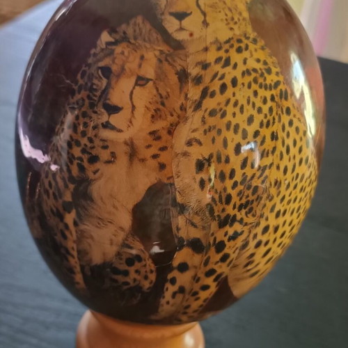 Ostrich Egg from South Africa like new with gold leaf and colorful details
