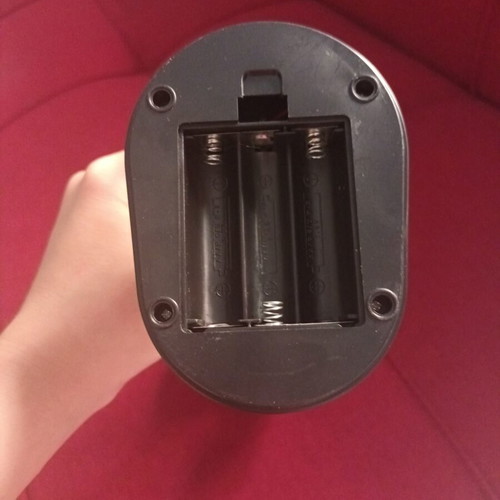 Portable fan used with base and rotating head, AA battery powered