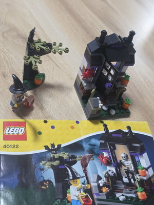 LEGO Trick or Treat Halloween Set 40122 used, 133 pieces
