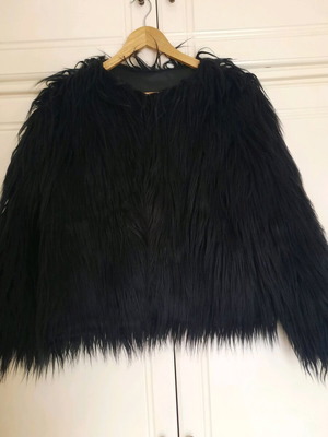 Black Fuzzy Jacket Celestino One Size like new