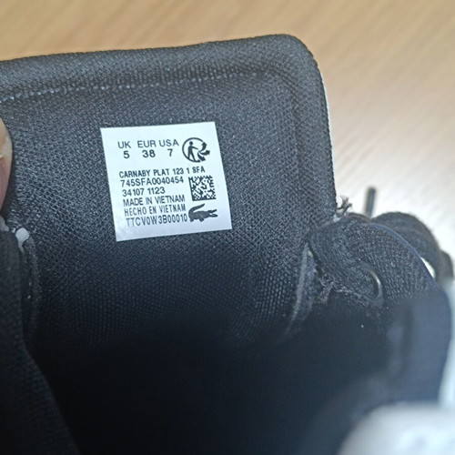 Lacoste Carnaby Plat Leather Sneakers size 38 new, black and white