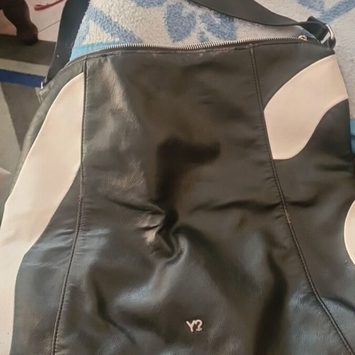 Y Not? shoulder bag black and white like new large