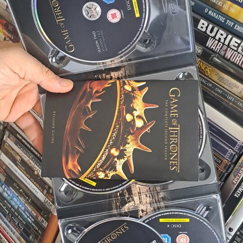 Game of Thrones DVD σεζόν 1 και 2 σαν καινούργιο με αγγλικούς υπότιτλους