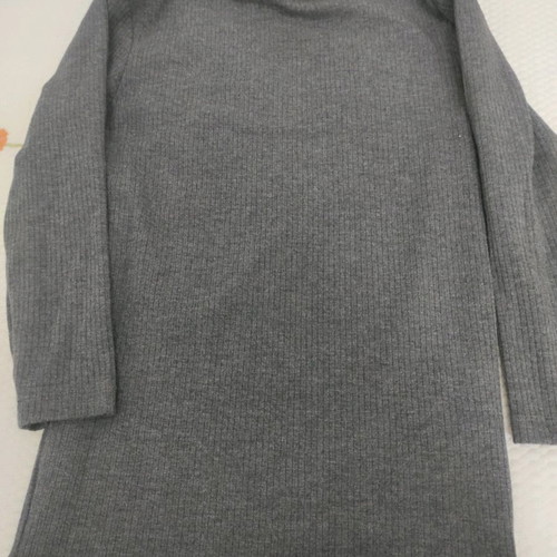 Stradivarius basic medium dark gray in excellent condition