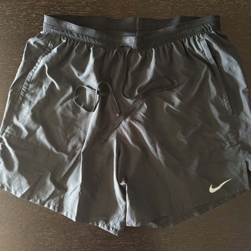Nike Running Dri-FIT shorts Large with inner leggings like new, black