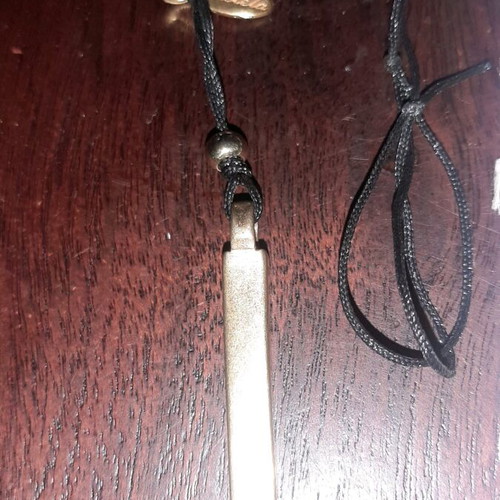 Long necklace like new