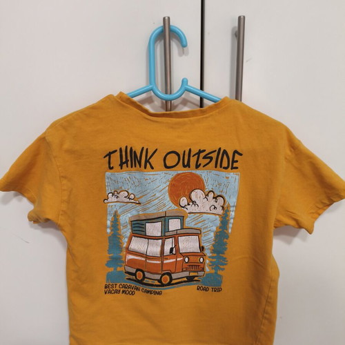 LC Waikiki Kids Mustard T-shirt Think Outside size 4-5 years like new