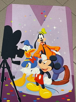 Επώνυμο αντιολισθητικό πατάκι Disney καινούργιο 45x75cm