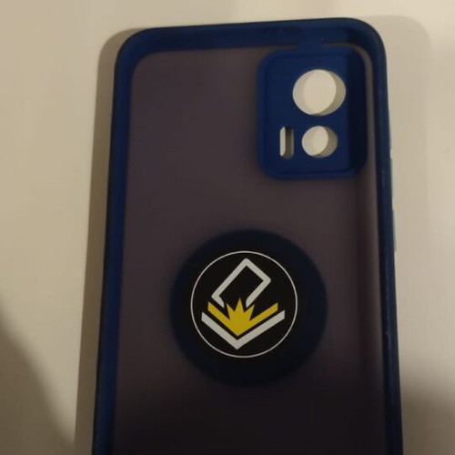Motorola Edge 30 Neo case like new with blue frame and ring holder