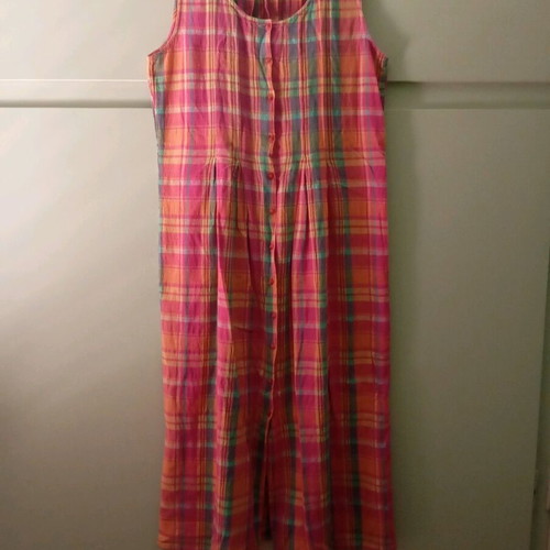 Richards dress used, 100% cotton sleeveless, pink-orange gingham