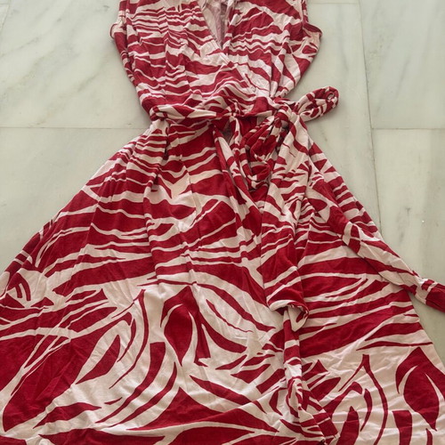Massimo Dutti dress with red-white print like new, size L