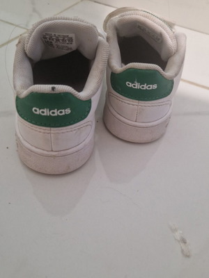 Adidas kids' sneakers size 26, white and green