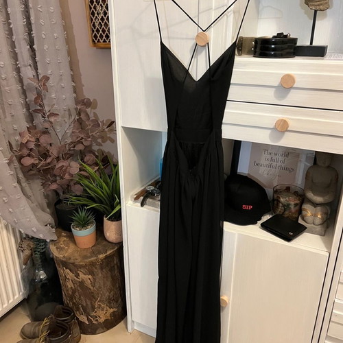 Maxi dress black backless small new
