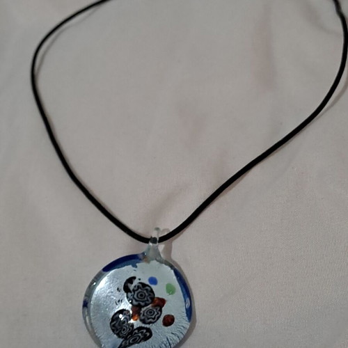 Handmade glass Murano-style pendant like new with floral motifs