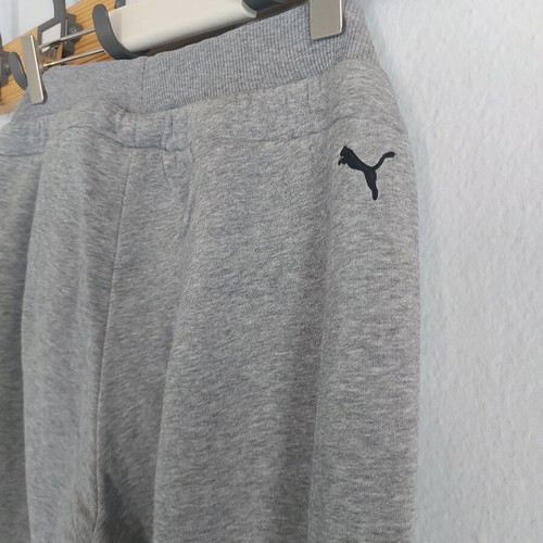 Puma grey sweatshirt pants like new, size S