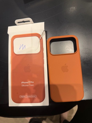 Apple iPhone 17 Pro θήκη σιλικόνης καφέ καινούργια