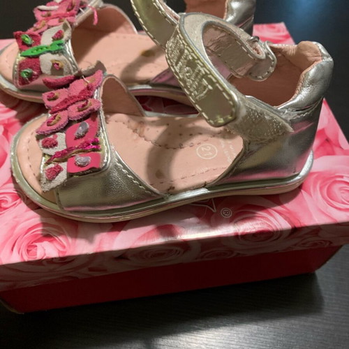 Lelli Kelly sandals used size 21 in good condition