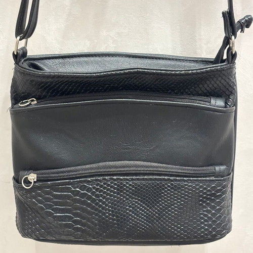 Women's shoulder bag like new, black, eco leather