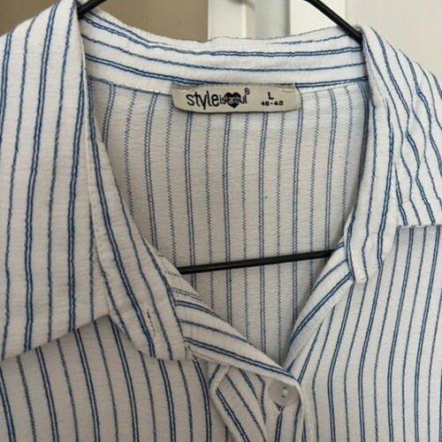 Striped shirt like new with sleeve detail, size L
