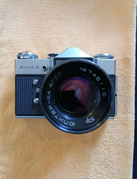 Zenit E φωτογραφική μηχανη (χωρίς φακό)