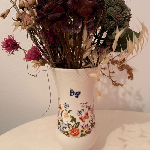 Aynsley Cottage Garden Fine Bone China Vase used, 20cm height