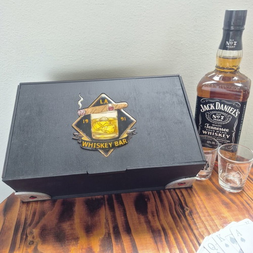 Poker box with shot glasses new