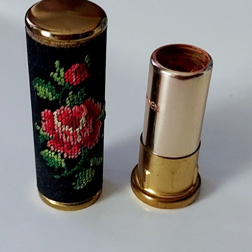 Vintage Elisabeth Arden lipstick case like new