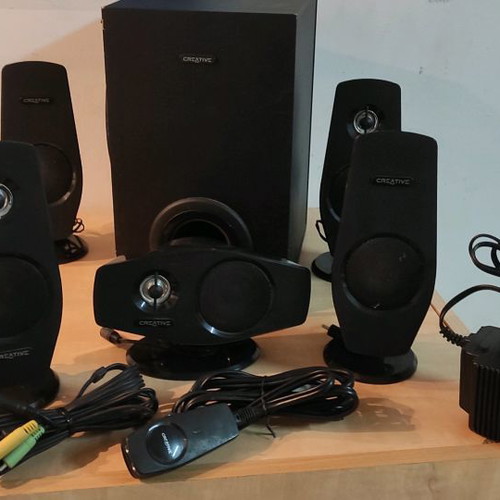 Creative Inspire T6i060 home cinema speakers used