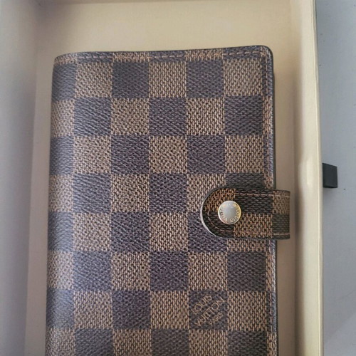 Louis Vuitton Damier agenda used, brown, with box