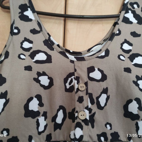 Women's dress one size used, everyday wear