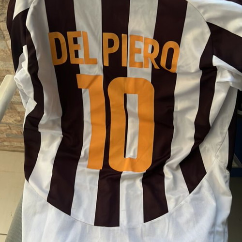 Juventus jersey used, good condition, Del Piero 10
