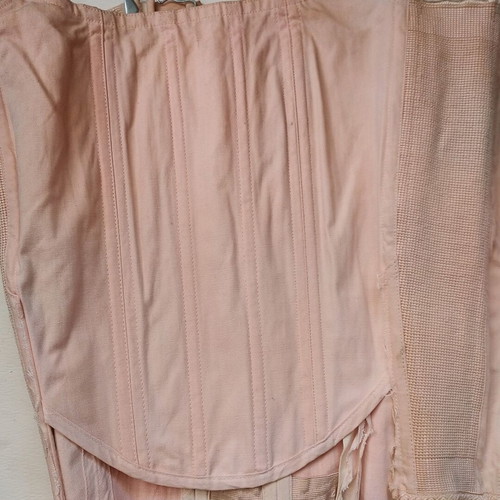 Vintage latex corset with garters size 26, 1950s pink salmon