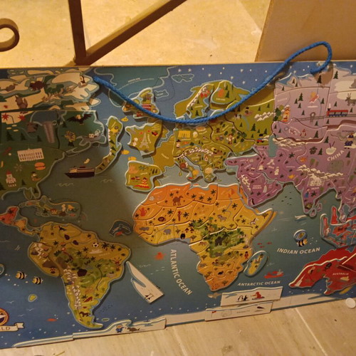 Magnetic Map like new