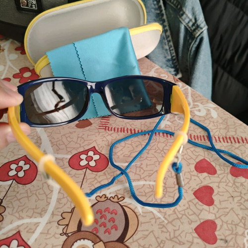Children's Sunglasses Mati Mati with Polarized Lenses Like New