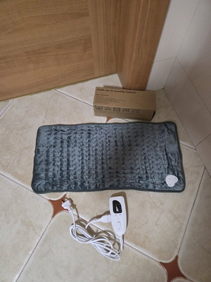 Нагревателна подложка за тяло 60×30см нова