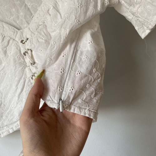 Na-Kd white crop top blouse with front ties and side zipper