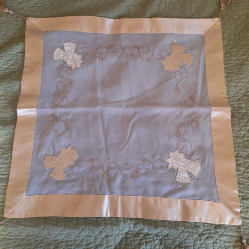 Christmas set of three pieces used