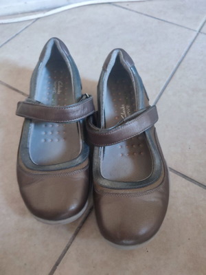 Clarks ballerinas like new, brown, size 37