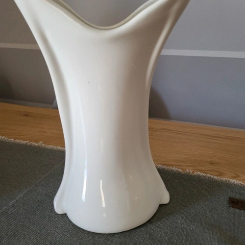Ceramic vase used