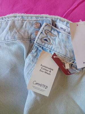 Mango Cropped Jeans new, size 44, bleached denim