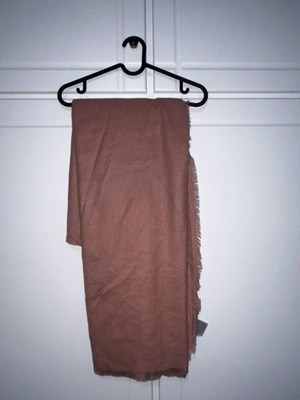 Pink pashmina new with fringes at the end H&M