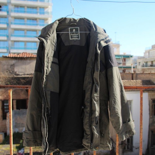 Pinewood jacket new, size M