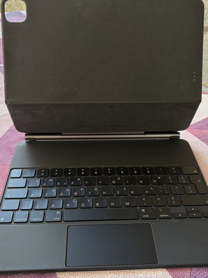 Magic Keyboard for iPad Pro 12.9” like new, black